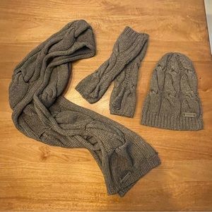 Burberry Wool / Cashmere Accessories Trio